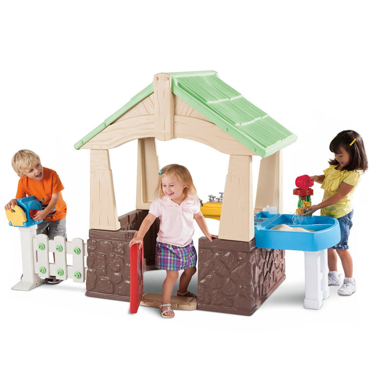 Plastic Playhouse Little Tikes Garden Playhouse Deluxe Home Garden